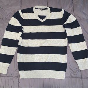 Men’s Old Navy sweater